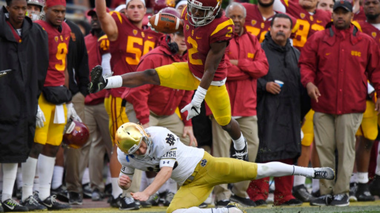 Adoree does it all in No. 12 USC's 45-27 rout of Notre Dame